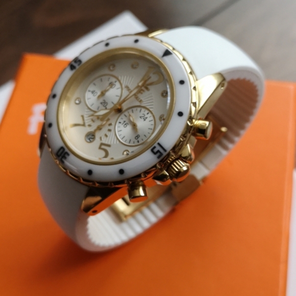 Folli Follie white and gold watch - Picture 3 of 11